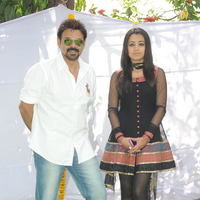 Venky and Trisha New Movie Launch Stilss | Picture 33974
